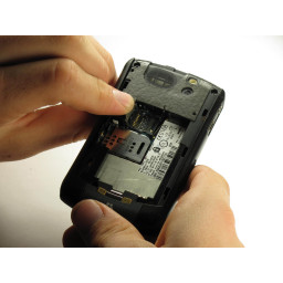 Blackberry Curve 8320 Замена карты microSD